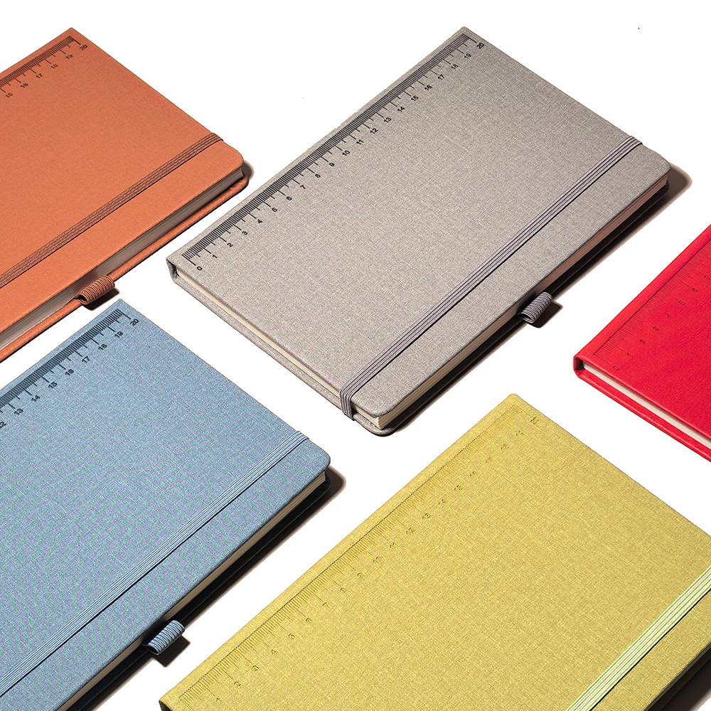Note à couverture rigide PU avec sangles avec stylo